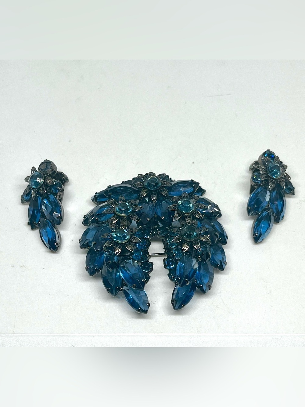 Juliana Laurel/Horseshoe Brooch & Earrings